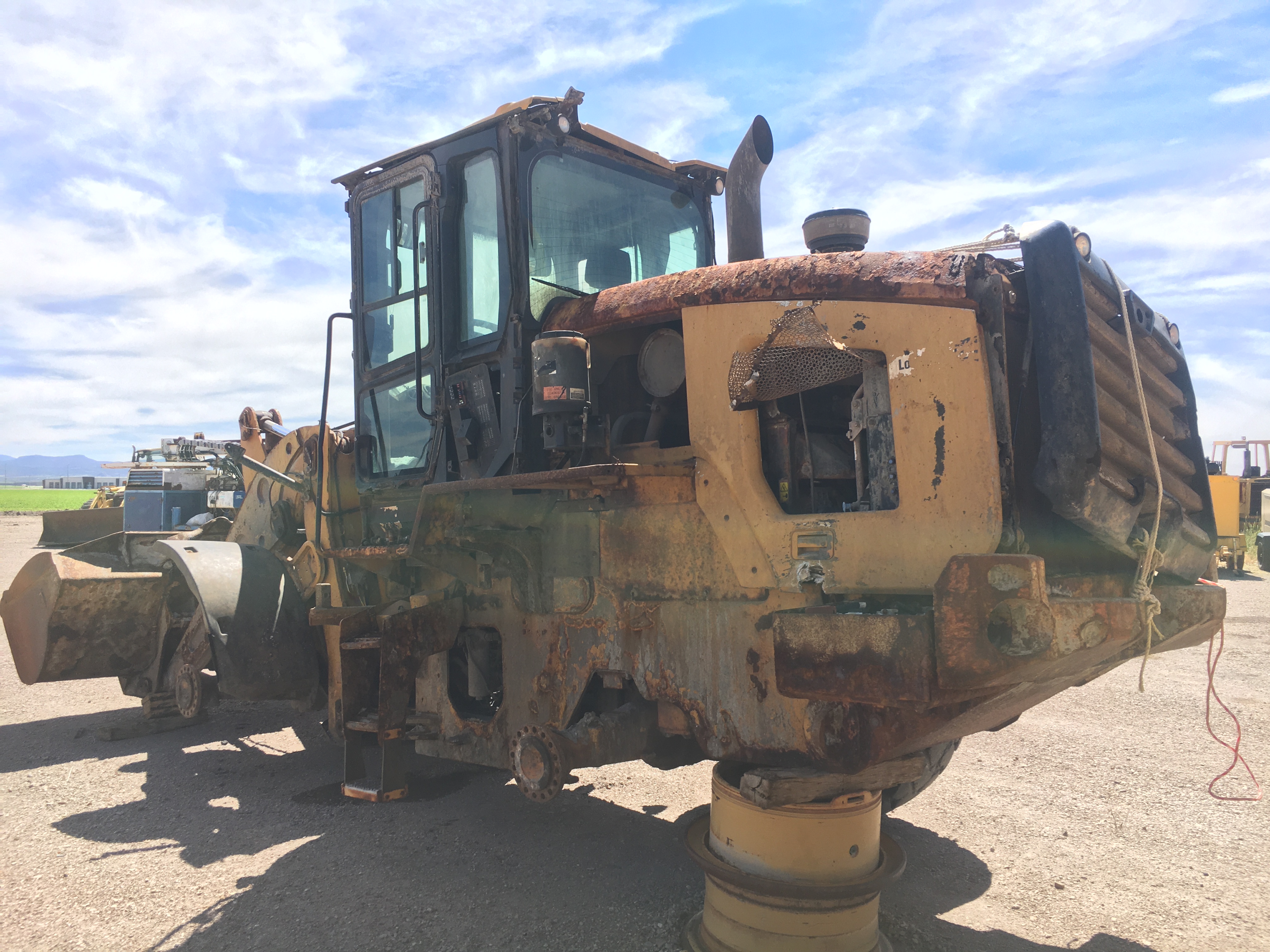 ./imagenes/INVOICE/2019/16445/CARGADOR FRONTAL CAT 924K (13).JPG